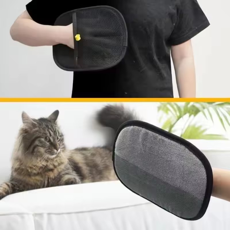 Pet Hair Remover Glove Double  - огляд і ціна Pet Hair Remover Brush